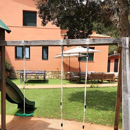 Готель Comoda E Intima Con Piscina Pricvada. 4 + 4 Hab. + 2 Banos