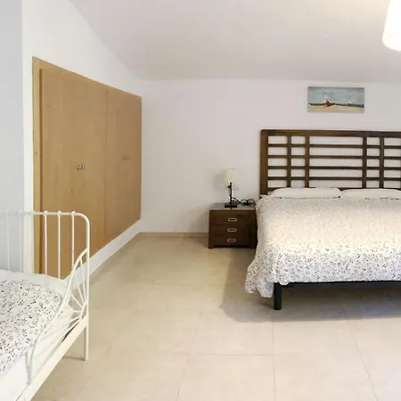 Comoda E Intima Con Piscina Pricvada. 4 + 4 Hab. + 2 Banos Готель