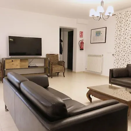 Comoda E Intima Con Piscina Pricvada. 4 + 4 Hab. + 2 Banos Льорет-де-Мар