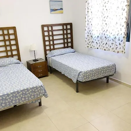 Comoda E Intima Con Piscina Pricvada. 4 + 4 Hab. + 2 Banos Готель